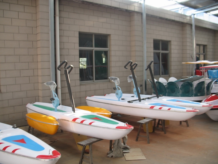 水上雙人自行車(chē)