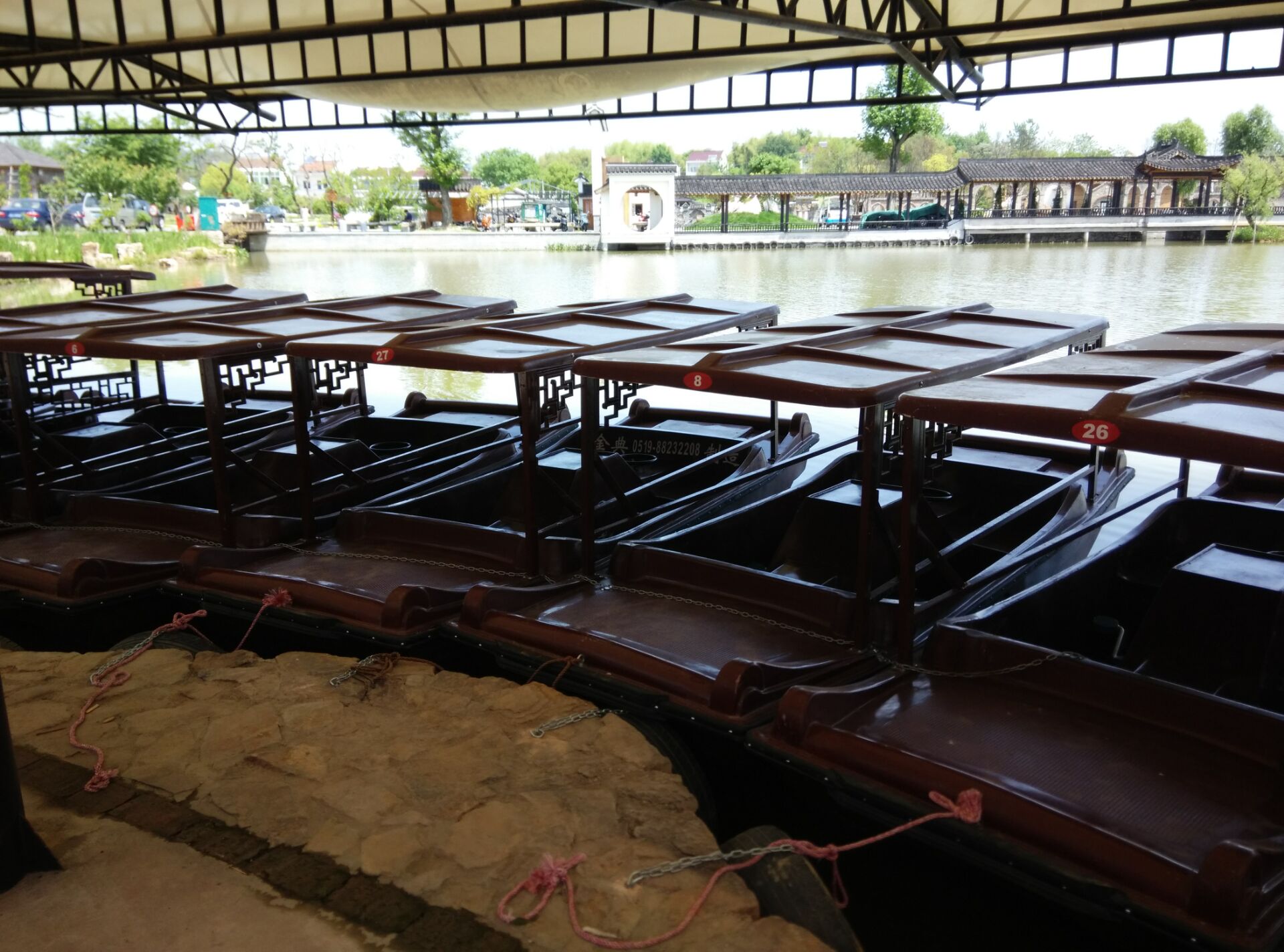 仿古腳踏船  畫(huà)舫腳踏船  顏色定做